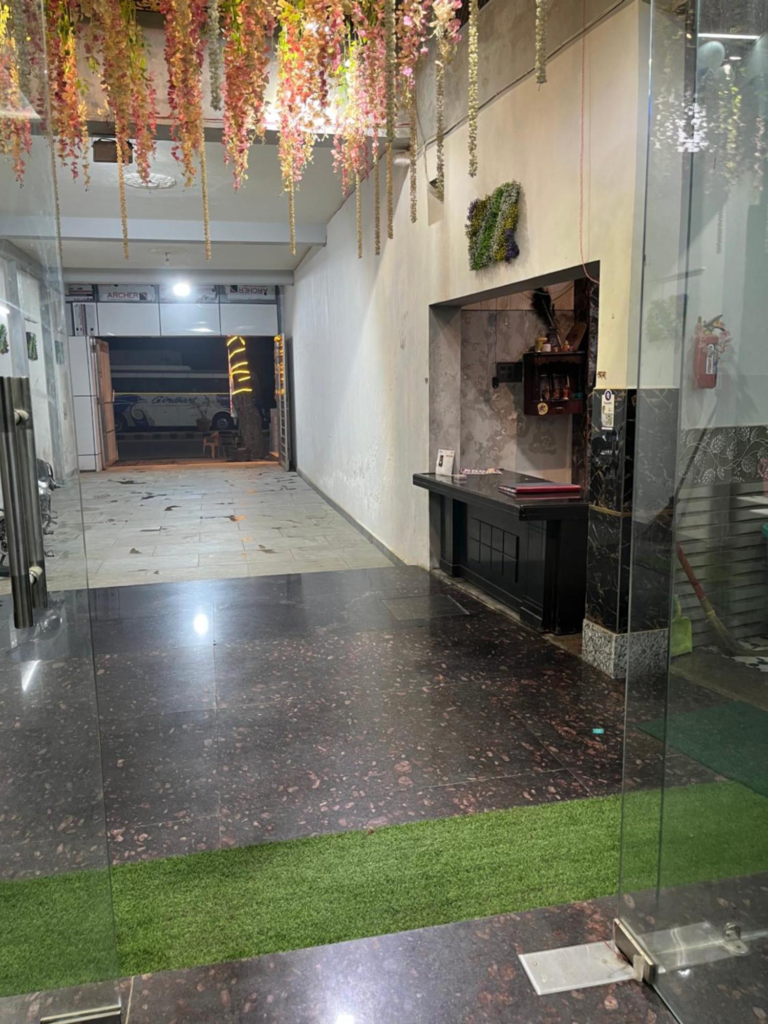 G&G Palace Vrindāvan المظهر الخارجي الصورة